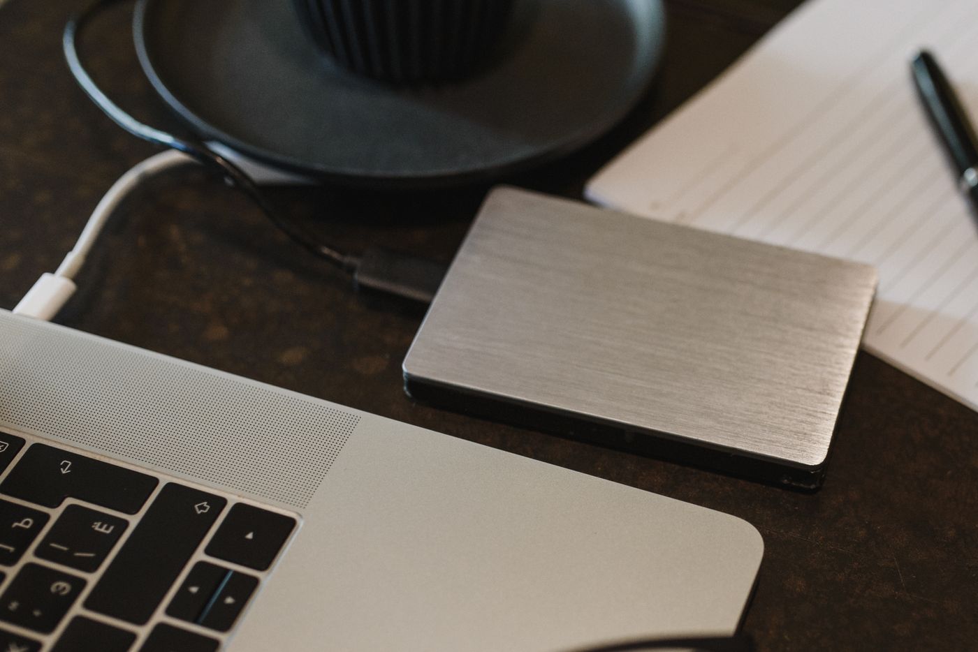 Disque dur externe : comment bien choisir (capacité, vitesse, usage)
